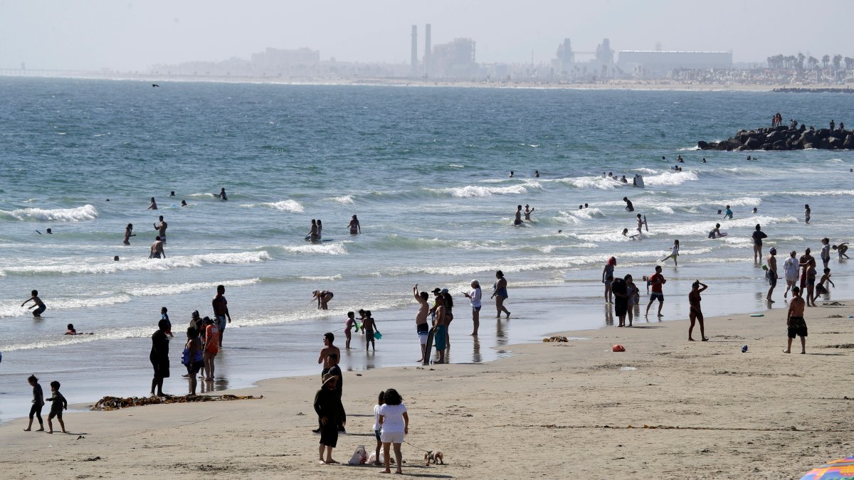 Major Oil Slick Reported Off Coast Near Newport Beach, Reaches Huntington Beach 47 Major Oil Slick Reported Off Coast Near Newport Beach, Reaches Huntington Beach