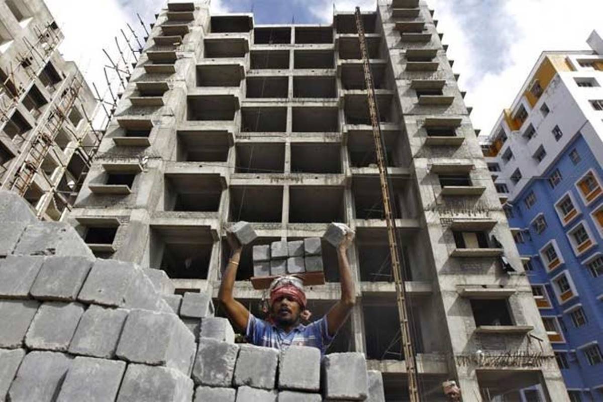Reiterate ‘buy’ on Embassy REIT, Oberoi Realty, DLF 1 Reiterate ‘buy’ on Embassy REIT, Oberoi Realty, DLF