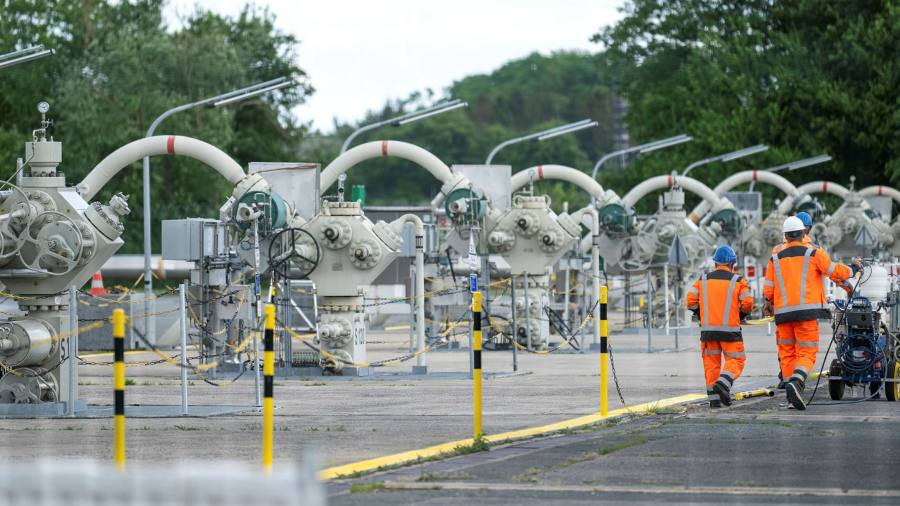 Seized Gazprom division to keep paying bonuses after €10bn German bailout