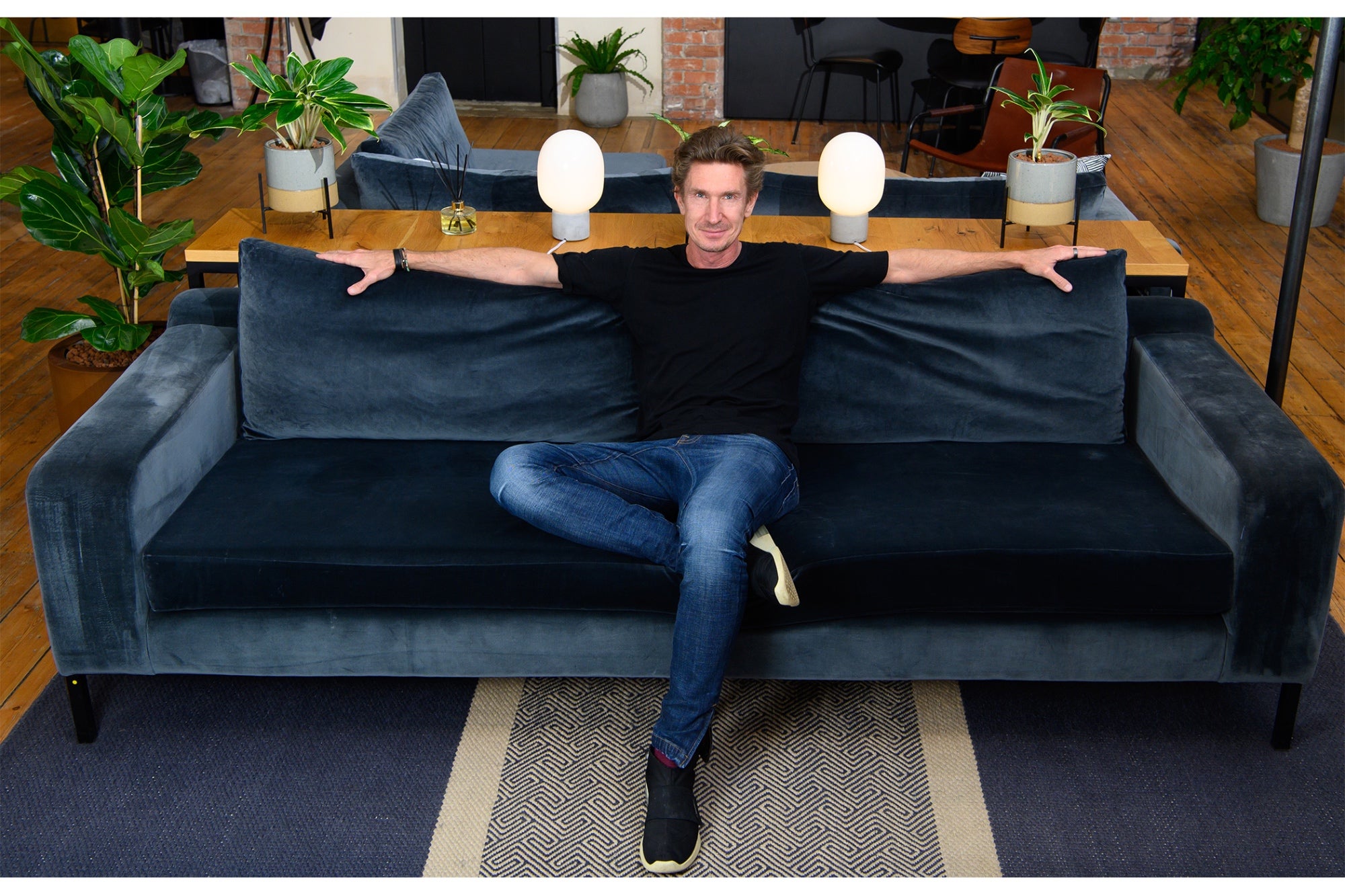 This Company Wants to Pay You for Your Steps. Here's How it Works. 48 This Company Wants to Pay You for Your Steps. Here's How it Works.