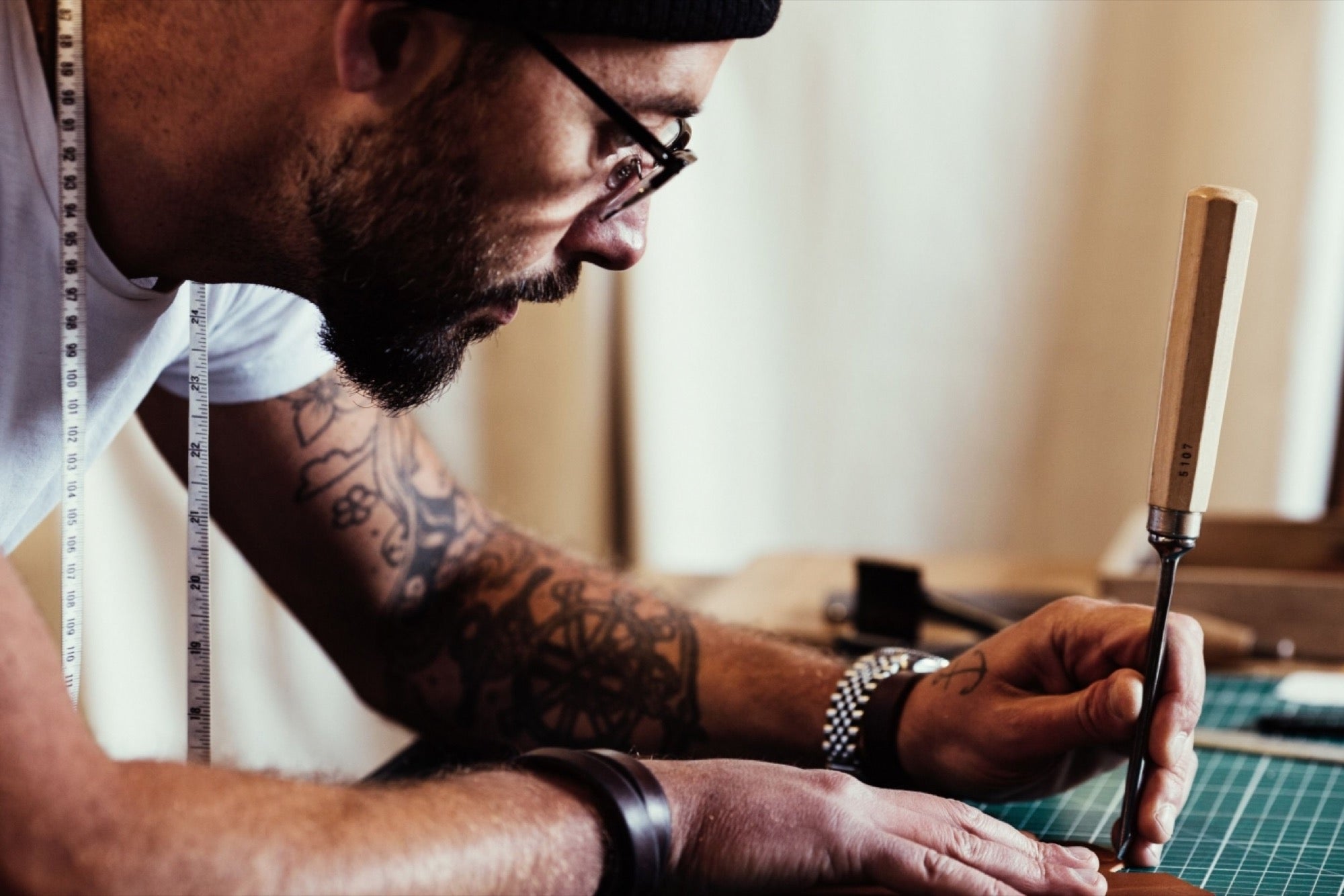 7 Advantages of Being a Left-Handed Entrepreneur 9 7 Advantages of Being a Left-Handed Entrepreneur