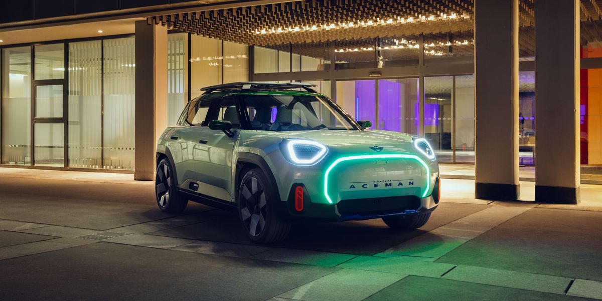 Mini Aceman Concept Brings Video-Game Spunk to Classic Silhouette 33 Mini Aceman Concept Brings Video-Game Spunk to Classic Silhouette