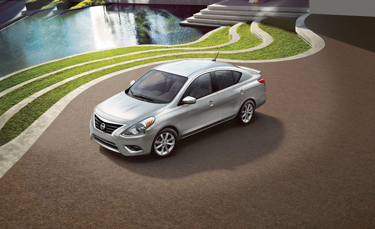 2018 Nissan Versa Review, Pricing, and Specs