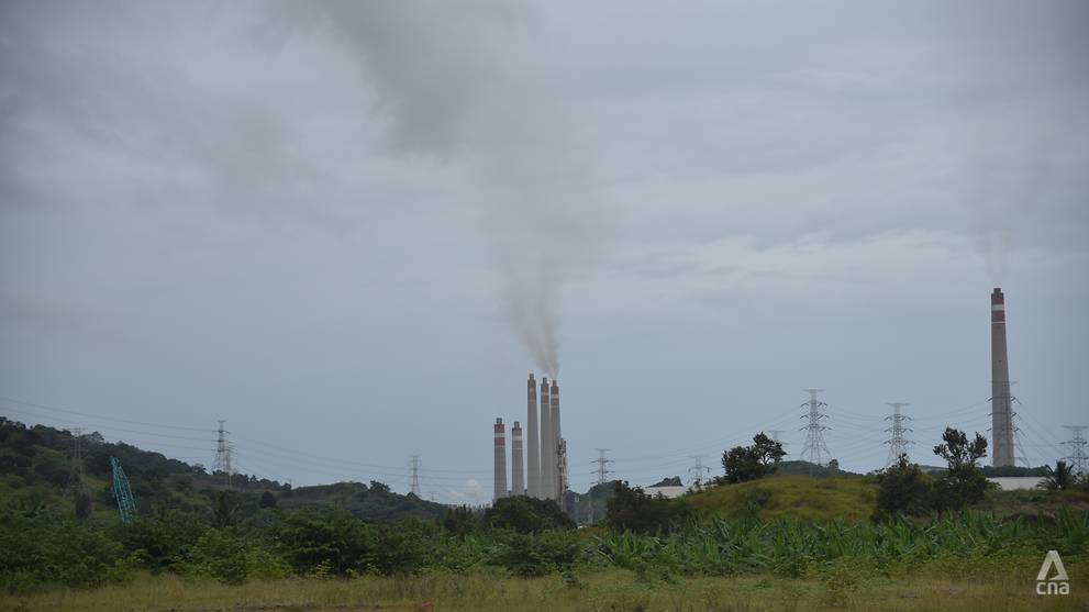 Declassifying coal power plant ash as hazardous waste sparks concern in Indonesia 22 Declassifying coal power plant ash as hazardous waste sparks concern in Indonesia