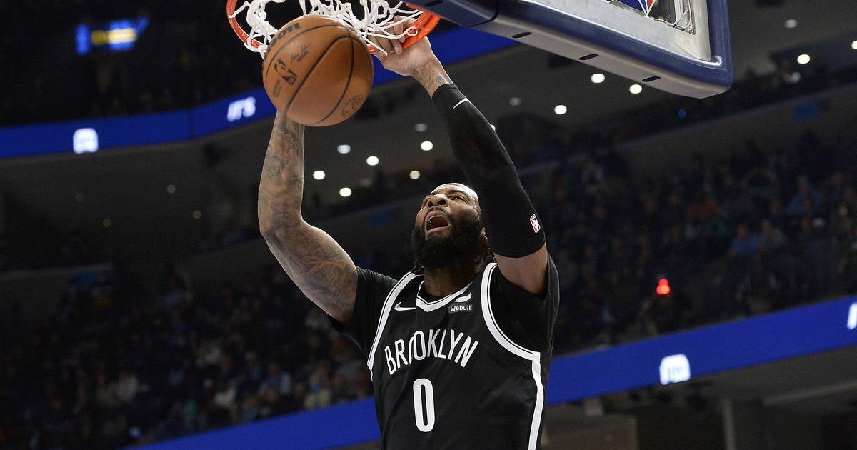 Chicago Bulls reportedly agree to a deal with free agent Andre Drummond while awaiting Zach LaVine’s decision