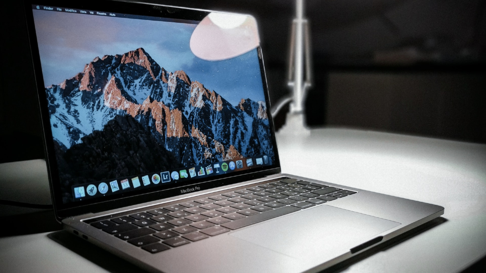 Apple's new M2 MacBook Pro struggles under pressure | Digital Trends 104 Apple's new M2 MacBook Pro struggles under pressure | Digital Trends