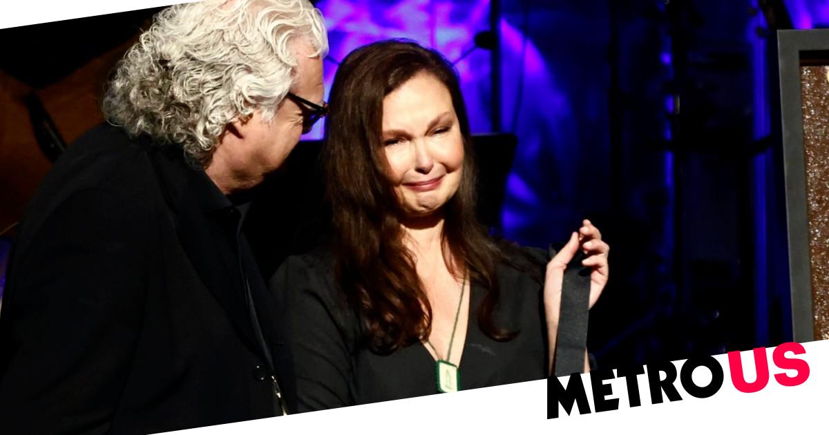 Ashley Judd pays tearful tribute to late mum Naomi after death aged 76 170 Ashley Judd pays tearful tribute to late mum Naomi after death aged 76