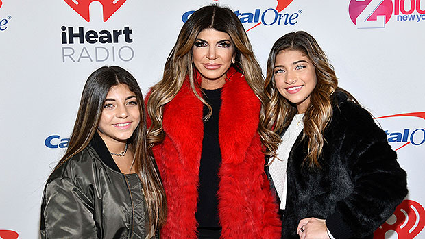 Teresa Giudice’s Lookalike Daughters Gia, 21, & Milania, 16, Pose With Her On Baseball Field: Photos 32 Teresa Giudice’s Lookalike Daughters Gia, 21, & Milania, 16, Pose With Her On Baseball Field: Photos