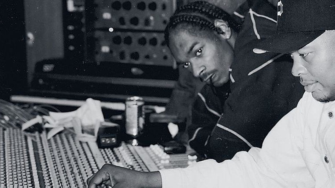 Rap Star Snoop Dogg Believes Crypto Industry Will Bounce Back — Crash 'Weeded’ Out Bad Apples – Bitcoin News 28 Rap Star Snoop Dogg Believes Crypto Industry Will Bounce Back — Crash 'Weeded’ Out Bad Apples – Bitcoin News