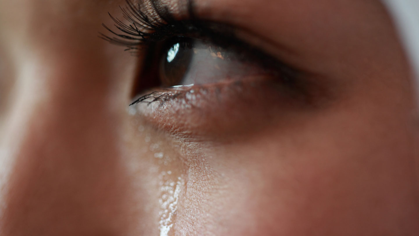 A new technology uses human teardrops to spot disease 18 A new technology uses human teardrops to spot disease