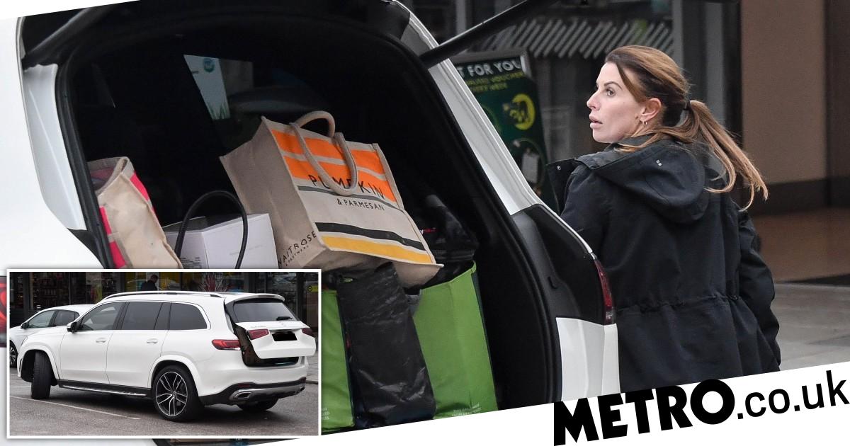 Coleen Rooney drives off with her car boot open - it really can happen to anyone