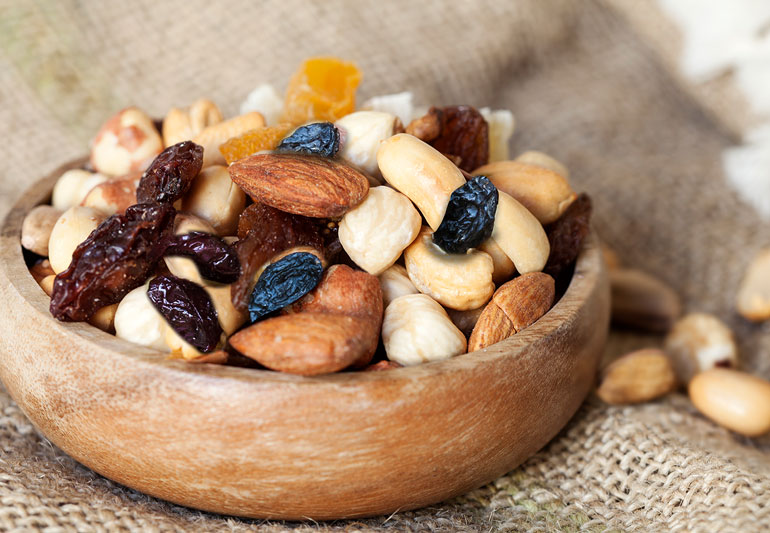Recipe: Sweet and Savory Heart-Healthy Snack Mix